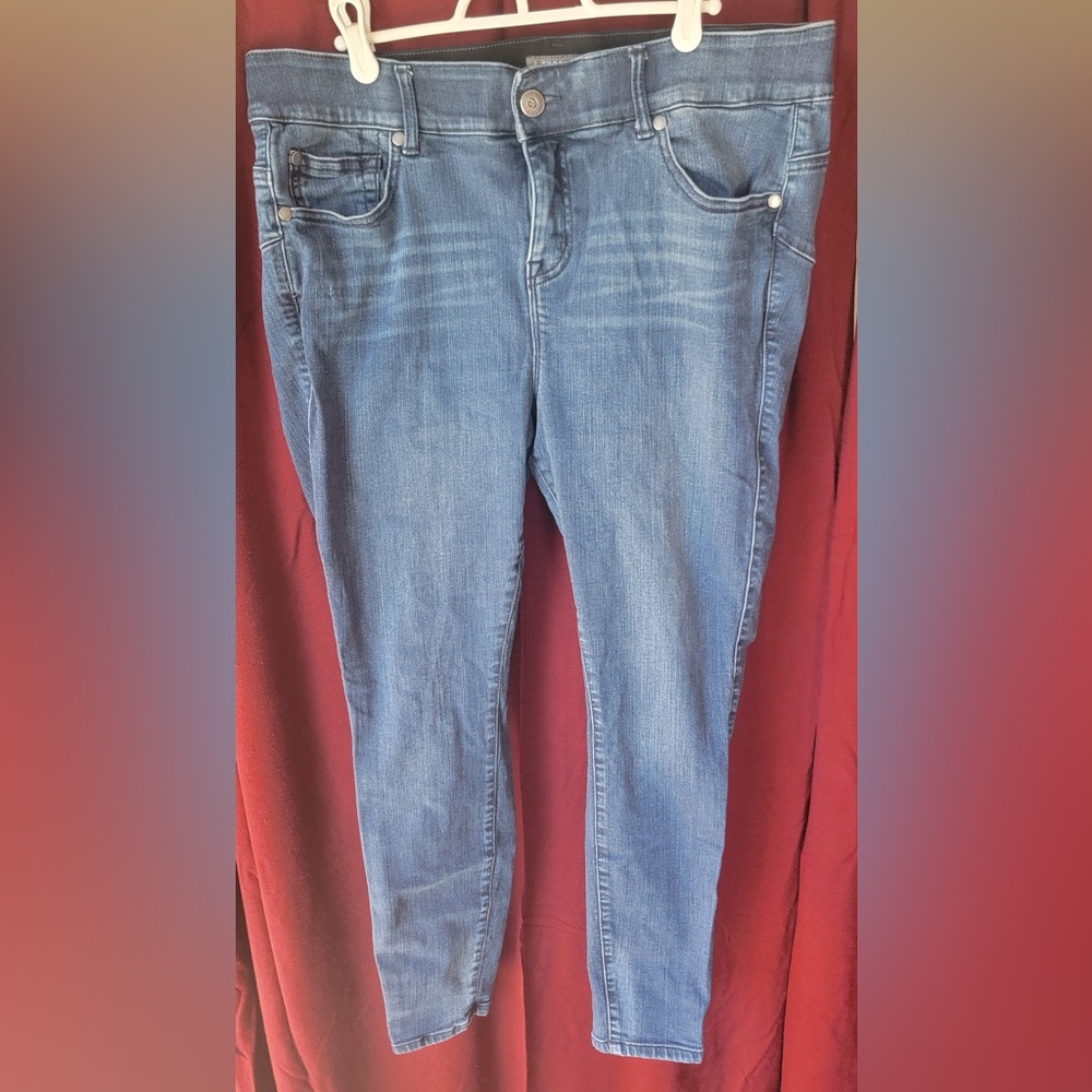 Torrid Women's Light Blue Skinny Jeans